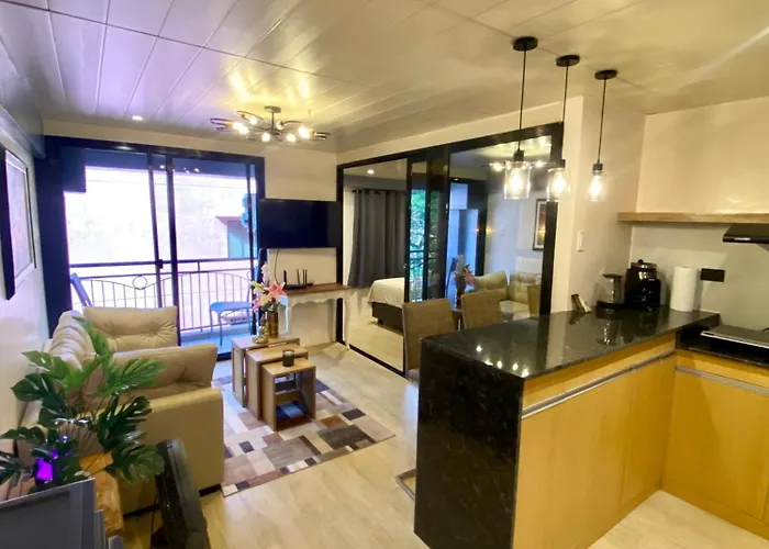 Aparthotel Cozy Near Airport